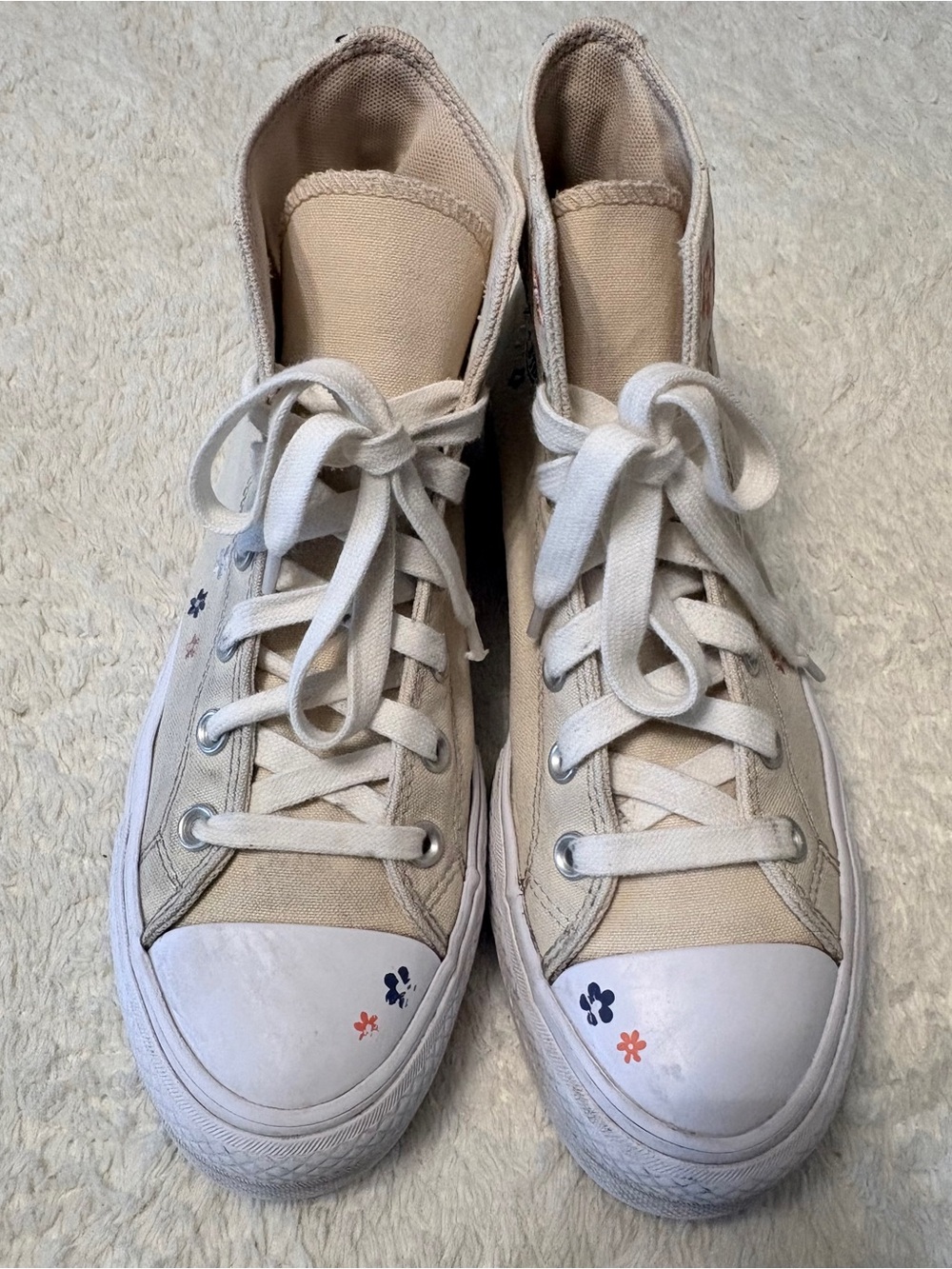 Converse Beige Canvas High-Top Sneakers with Small Floral Details W 8 preowned.